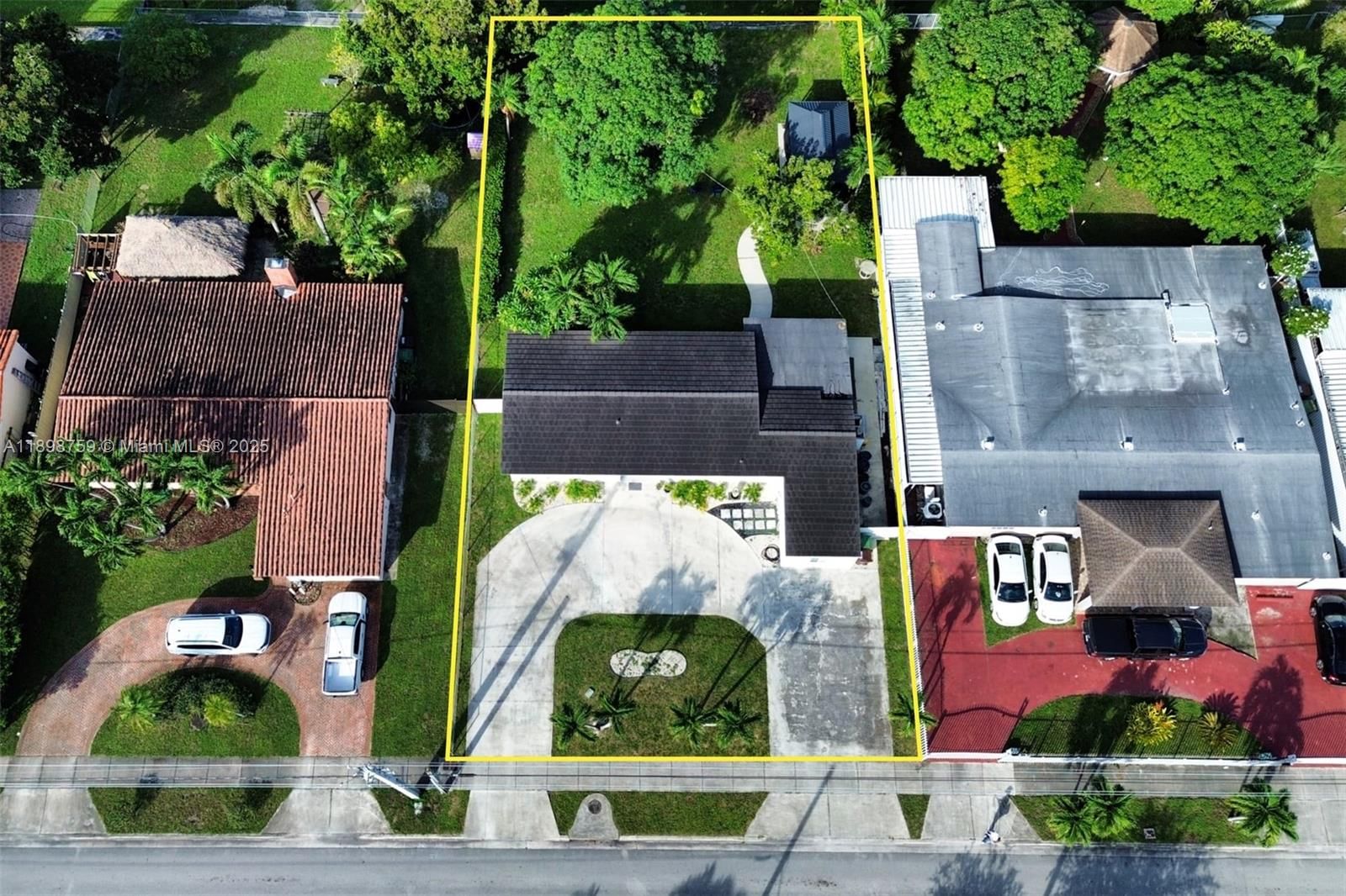 Real estate property located at 6340 14th Ave, Miami-dade, Westhaven Heights 1st Add, Hialeah, FL