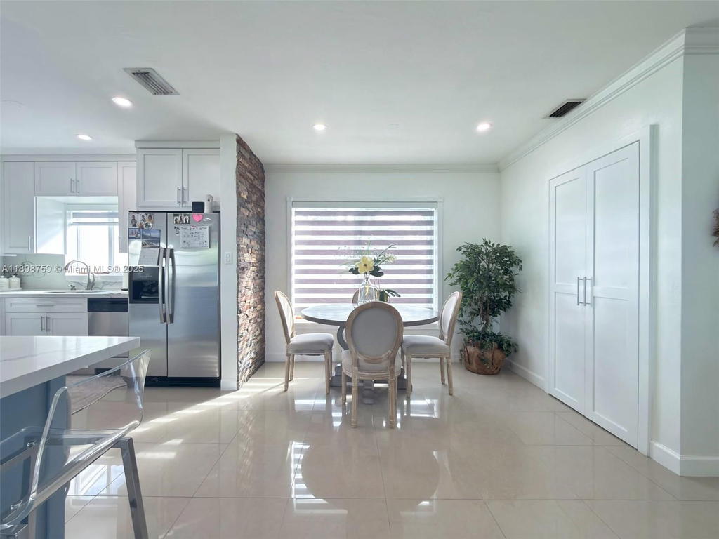 Real estate property located at 6340 14th Ave, Miami-dade, Westhaven Heights 1st Add, Hialeah, FL