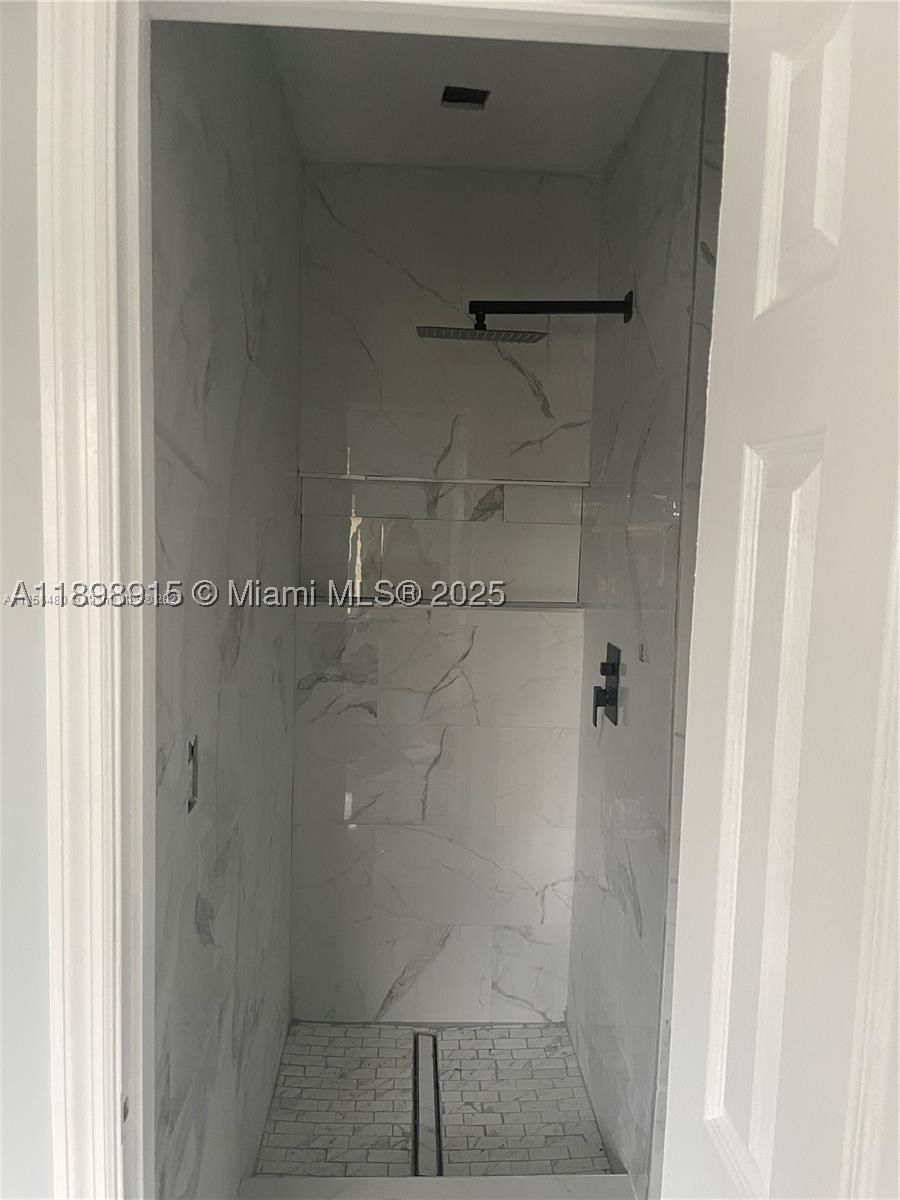 Real estate property located at 1230 148th St, Miami-dade, Arch Creeks Estates, Miami, FL