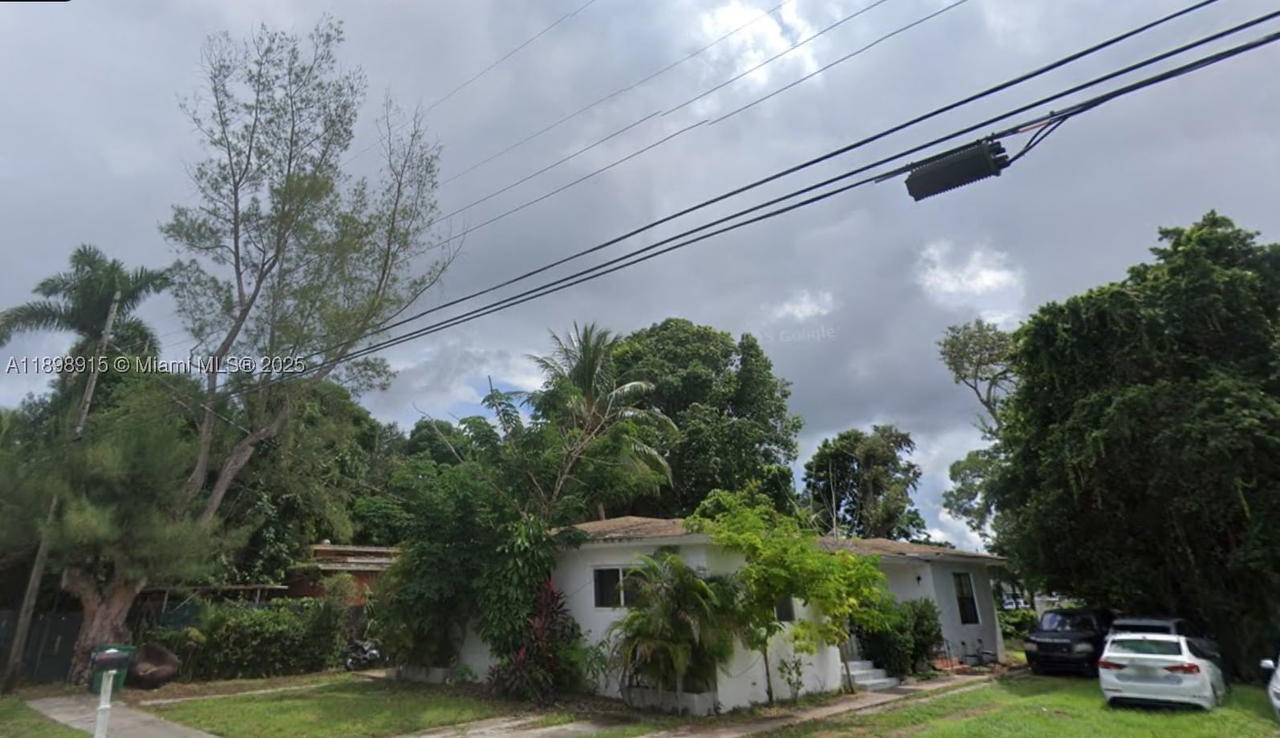 Real estate property located at 1230 148th St, Miami-dade, Arch Creeks Estates, Miami, FL