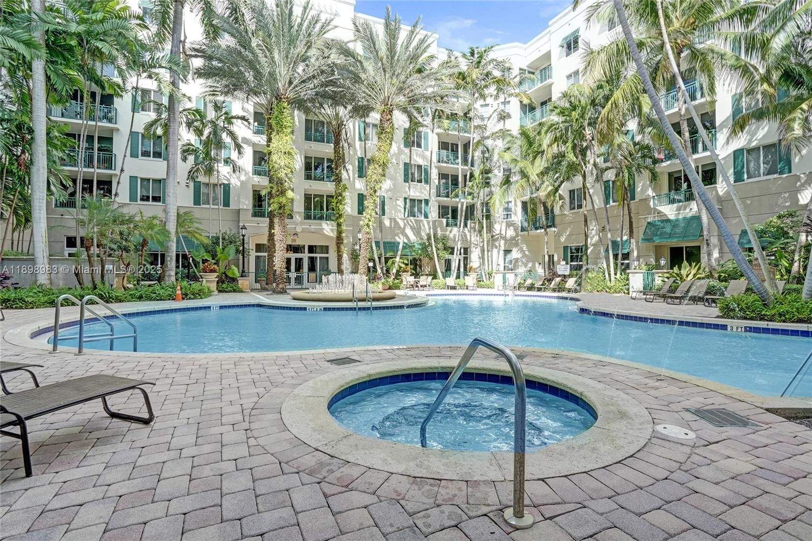 Real estate property located at 510 84th Ave #518, Broward, Veranda Condo, Plantation, FL