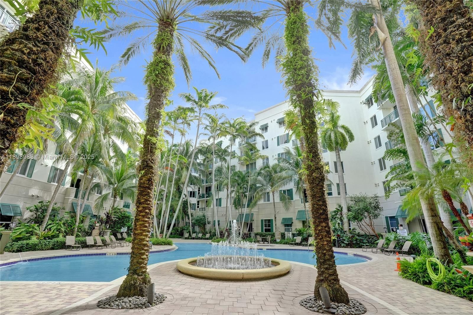 Real estate property located at 510 84th Ave #518, Broward, Veranda Condo, Plantation, FL