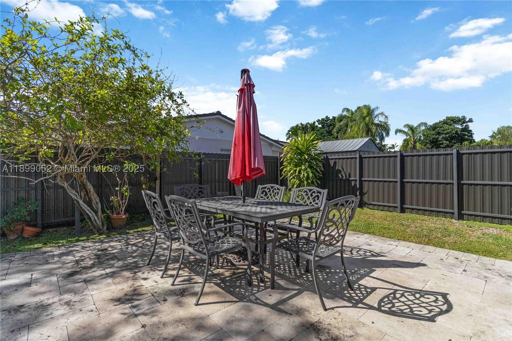 Real estate property located at 12410 106th Ter, Miami-dade, Devon Aire Estates Sec 2, Miami, FL