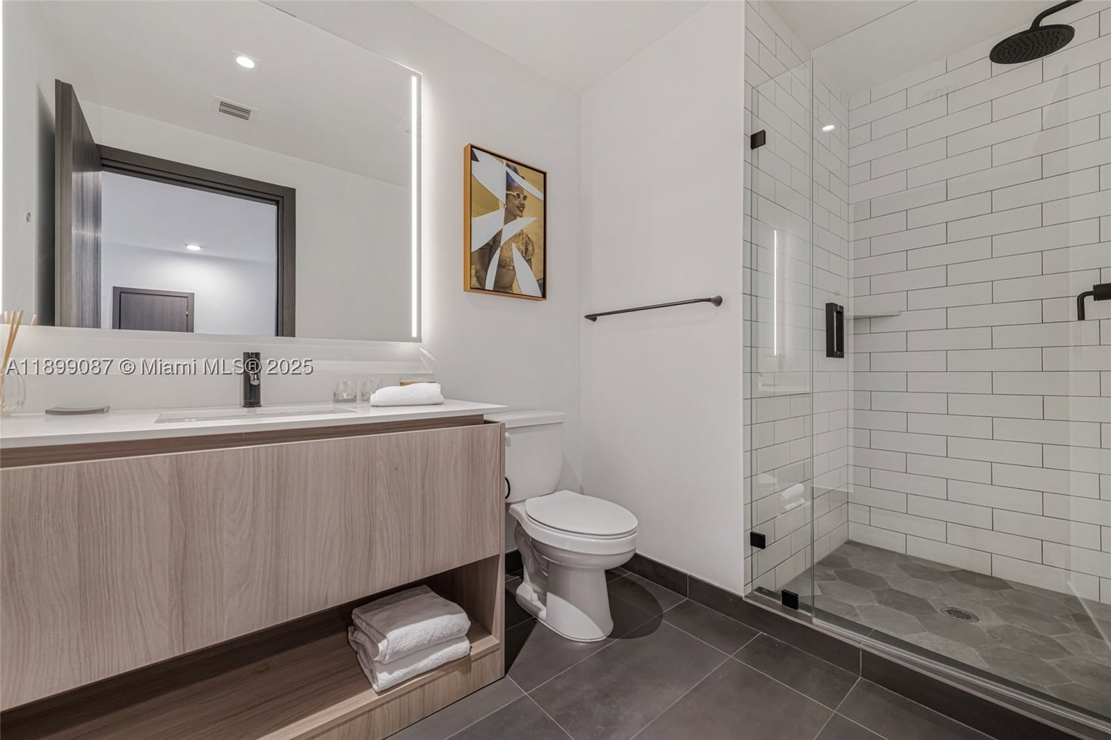 Real estate property located at 398 5th St #3017, Miami-dade, The Elser Residences, Miami, FL