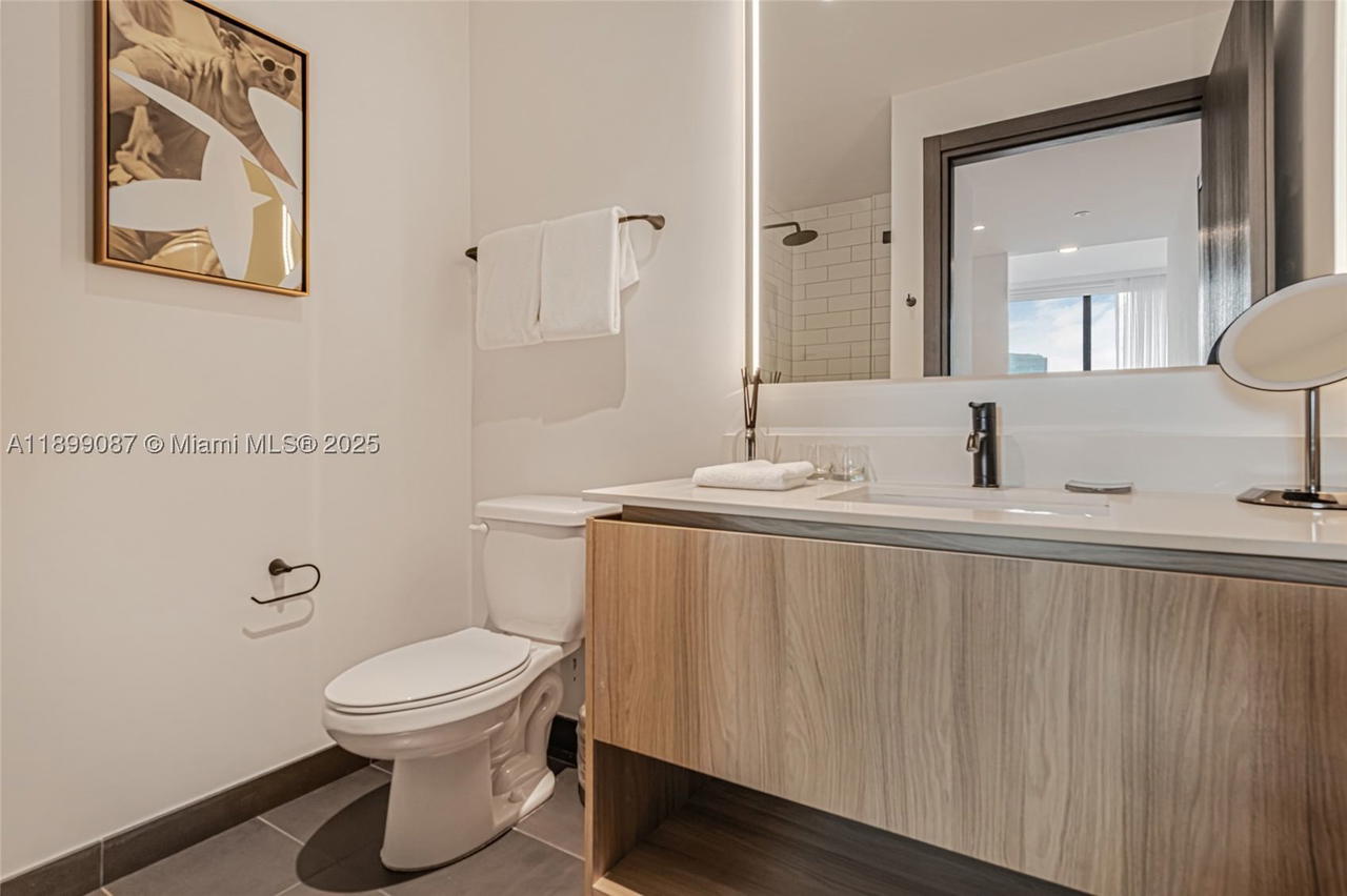 Real estate property located at 398 5th St #3017, Miami-dade, The Elser Residences, Miami, FL