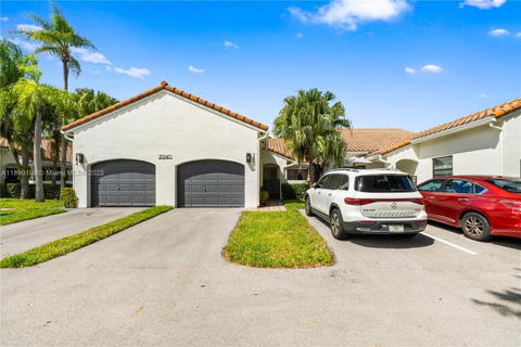 Real estate property located at 21240 Harbor Way #285-28, Miami-dade, Costain Villas Harbor Vil, Aventura, FL