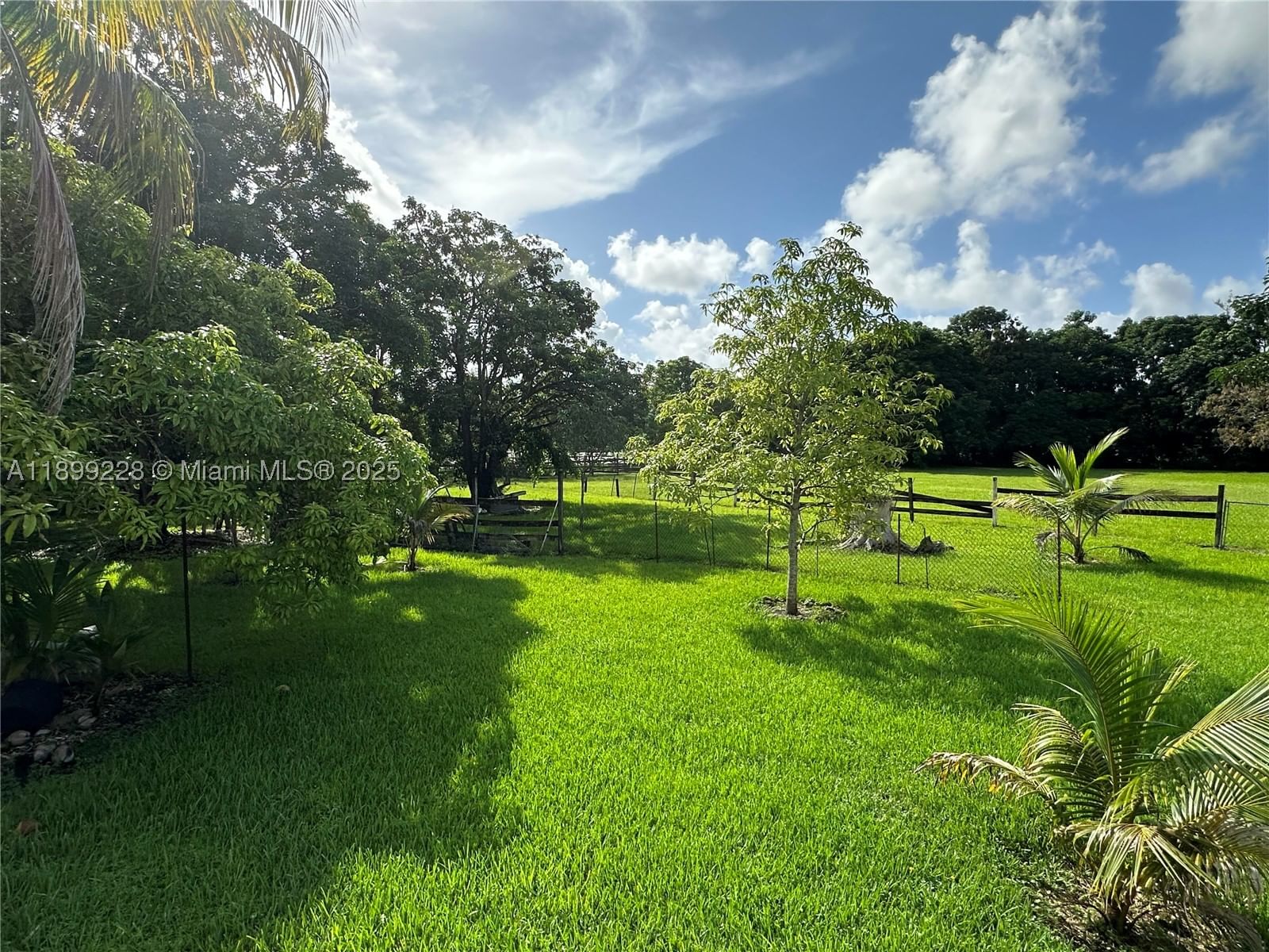Real estate property located at 6300 181st Ln, Broward, Chambers Sub Nw1/4, Southwest Ranches, FL
