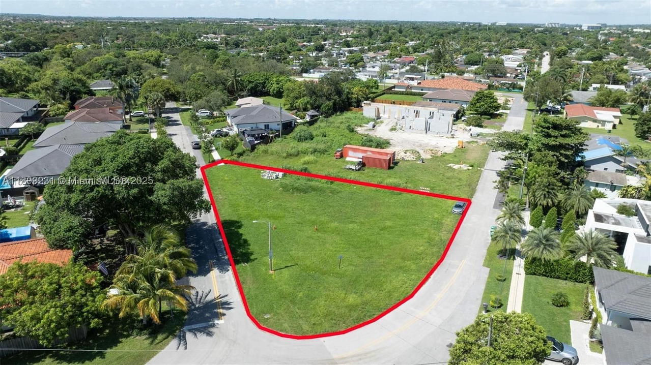 Real estate property located at 9800 213th St, Miami-dade, Lincoln City Sec G, Cutler Bay, FL