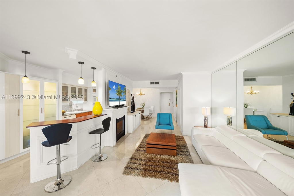 Real estate property located at 4775 Collins Ave #1708, Miami-dade, Green Diamond Condo, Miami Beach, FL