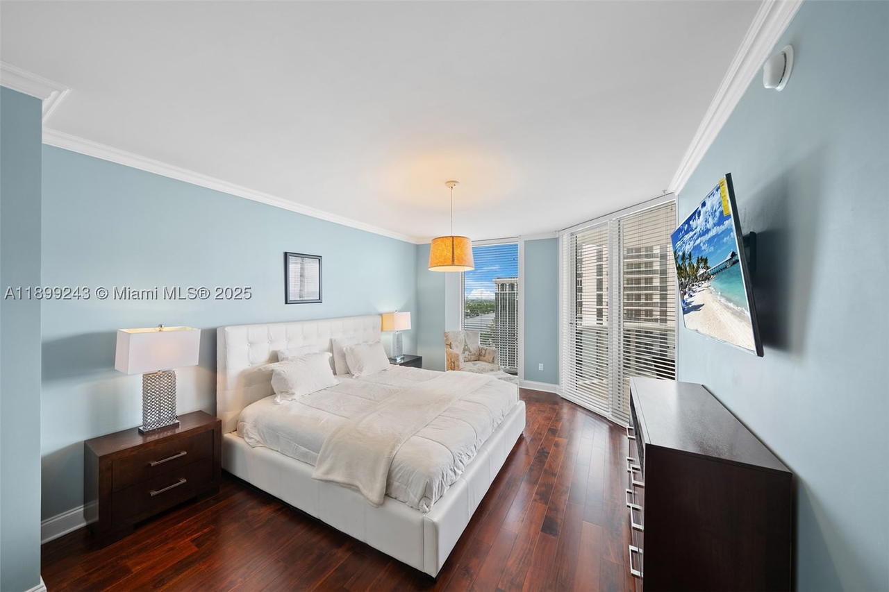 Real estate property located at 4775 Collins Ave #1708, Miami-dade, Green Diamond Condo, Miami Beach, FL