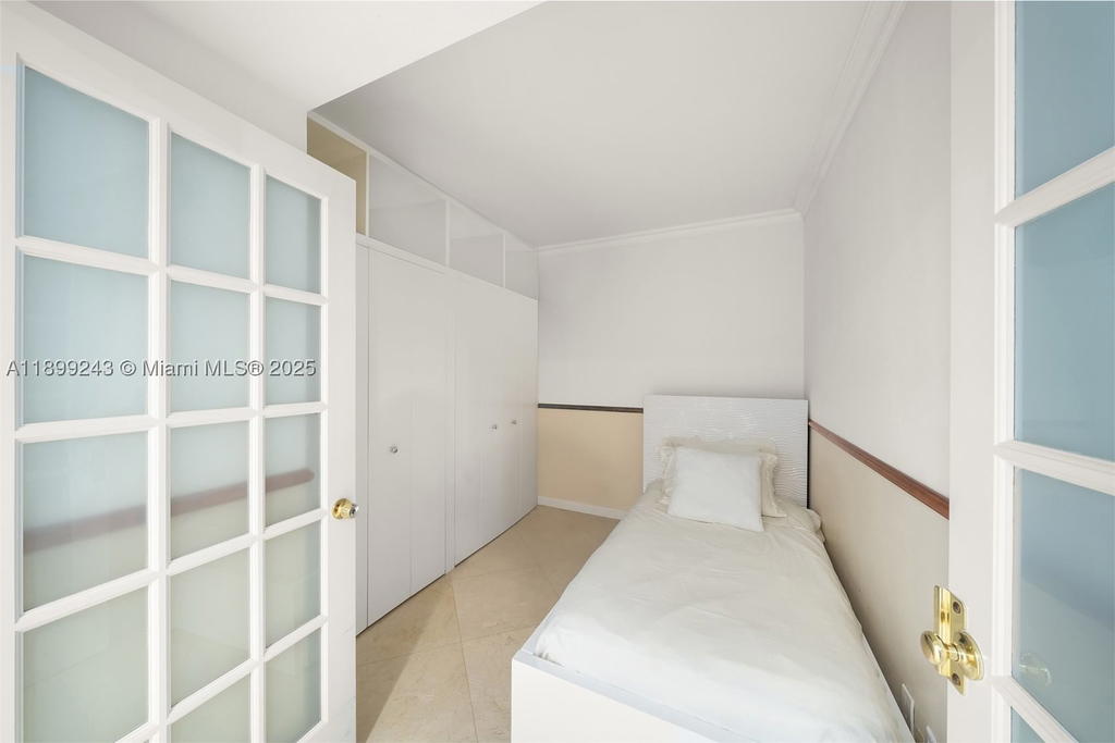Real estate property located at 4775 Collins Ave #1708, Miami-dade, Green Diamond Condo, Miami Beach, FL