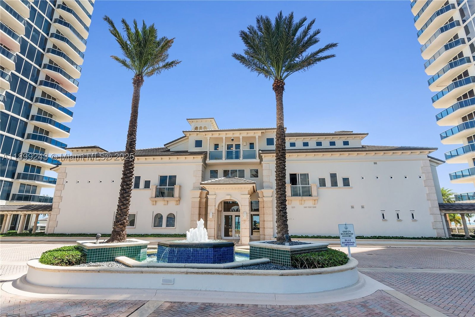 Real estate property located at 4775 Collins Ave #1708, Miami-dade, Green Diamond Condo, Miami Beach, FL
