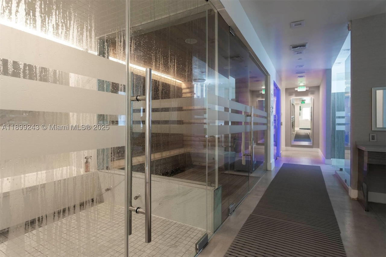 Real estate property located at 4775 Collins Ave #1708, Miami-dade, Green Diamond Condo, Miami Beach, FL