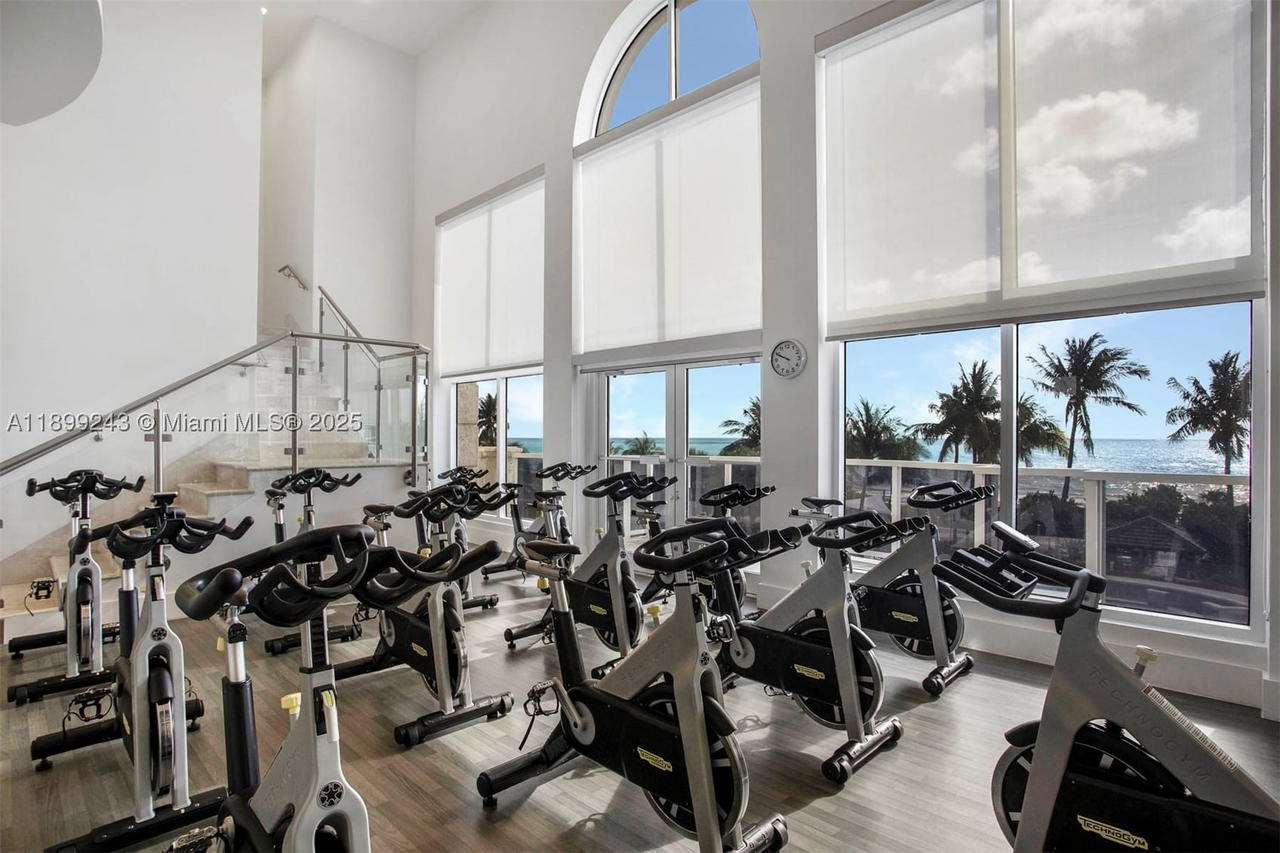 Real estate property located at 4775 Collins Ave #1708, Miami-dade, Green Diamond Condo, Miami Beach, FL