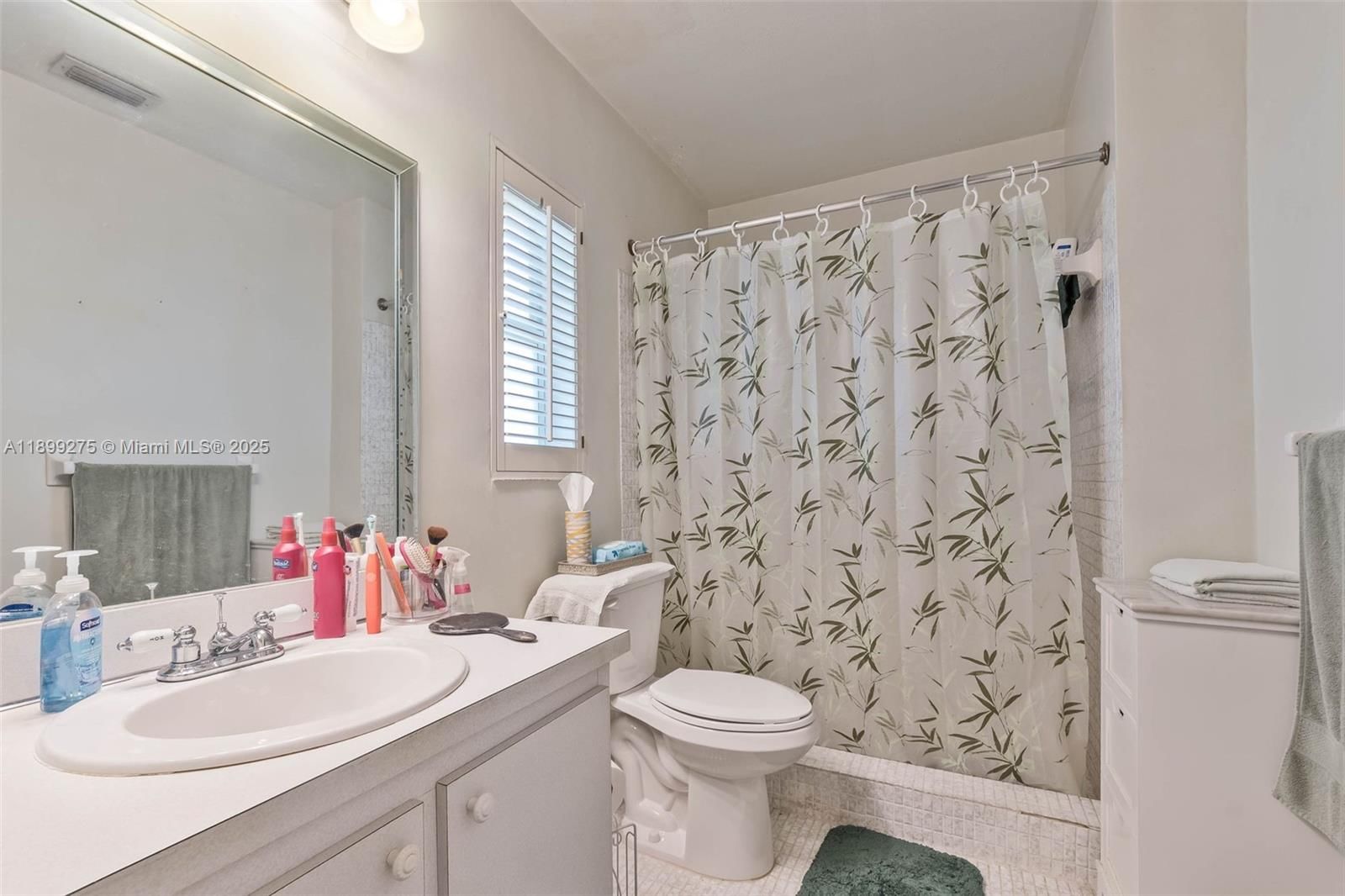 Real estate property located at 10533 114th St, Miami-dade, Pine Acres Sec 3, Miami, FL