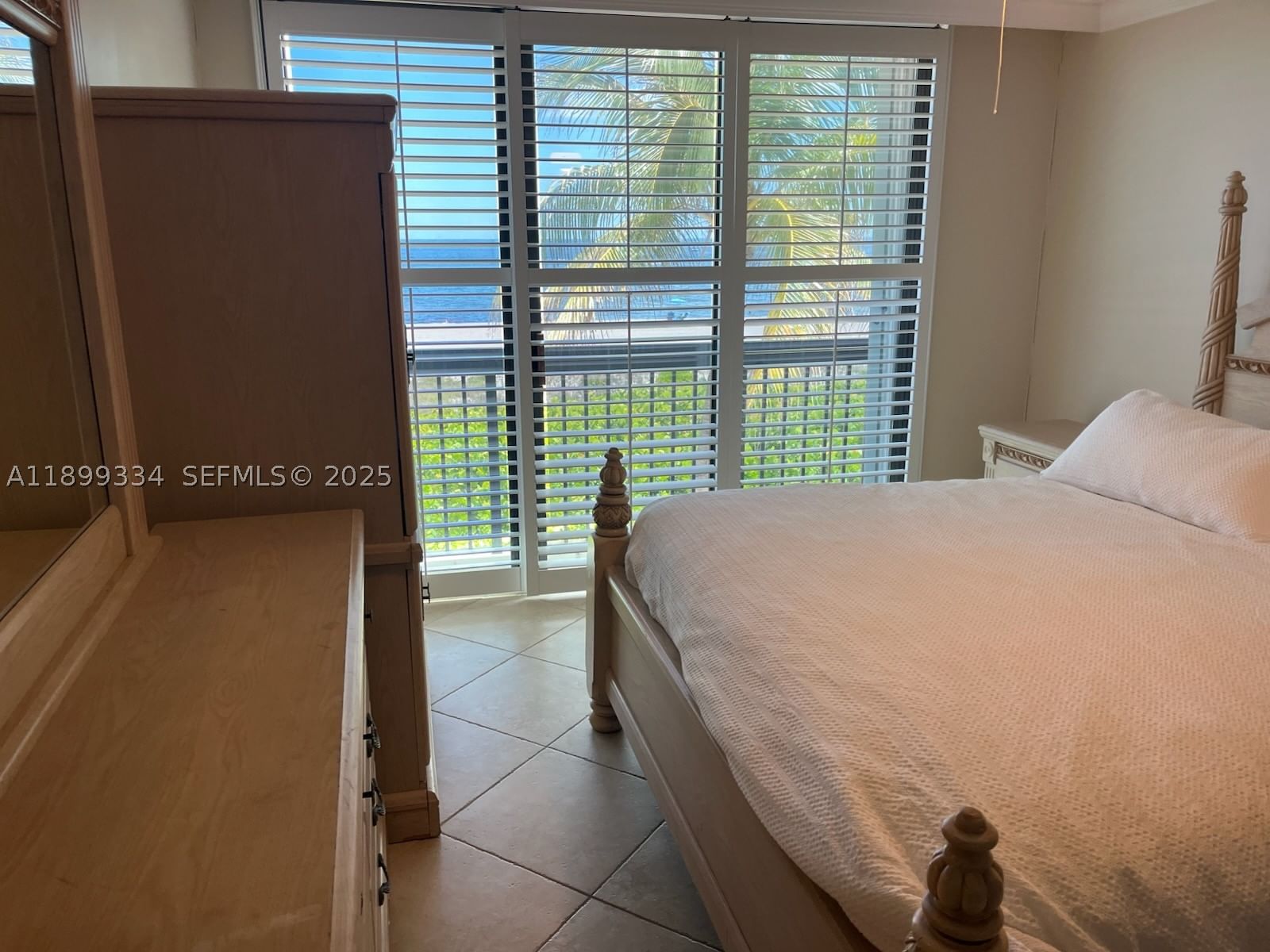Real estate property located at 510 Ocean Blvd #211, Broward, Silver Thatch Ocean Club, Pompano Beach, FL