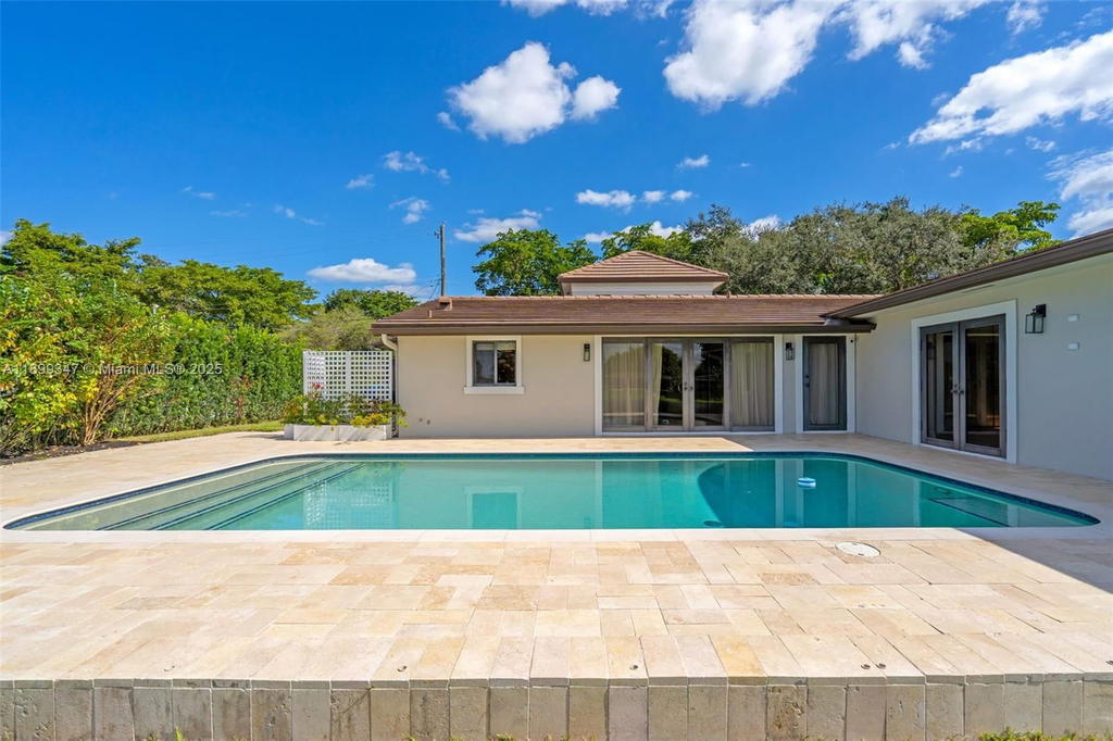 Real estate property located at 14940 Egan Ln, Miami-dade, Miami Lakes Sec 3, Miami Lakes, FL