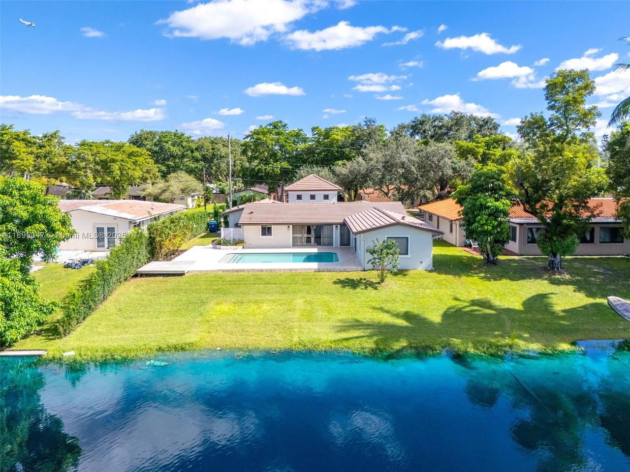 Real estate property located at 14940 Egan Ln, Miami-dade, Miami Lakes Sec 3, Miami Lakes, FL