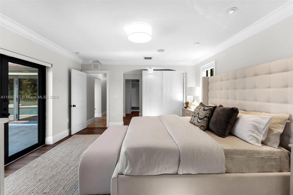 Real estate property located at 14940 Egan Ln, Miami-dade, Miami Lakes Sec 3, Miami Lakes, FL