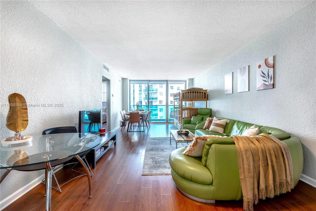Real estate property located at 4001 Ocean Dr #12K, Broward, Sian Ocean Residences Con, Hollywood, FL