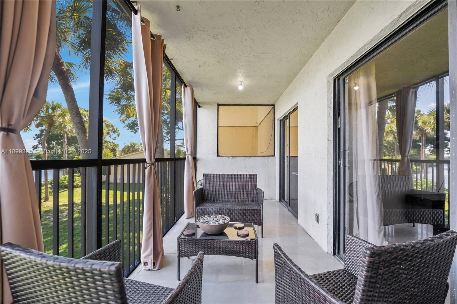 Real estate property located at 6475 Oakland Park Blvd #210, Broward, Isles Of Inverrary I Cond, Lauderhill, FL