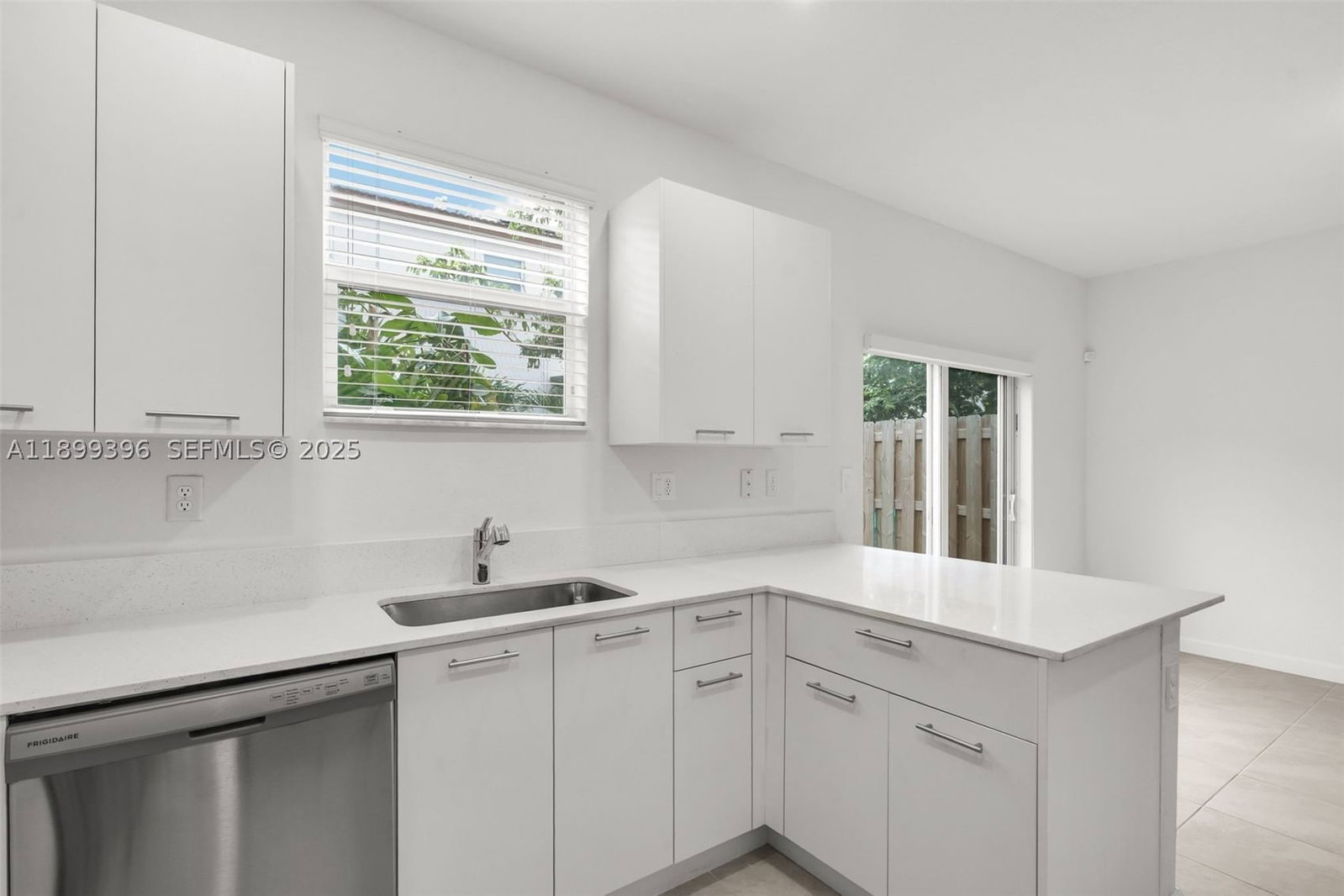 Real estate property located at 12523 24th Ave, Miami-dade, Golf Ests 1st Addn, Miami, FL