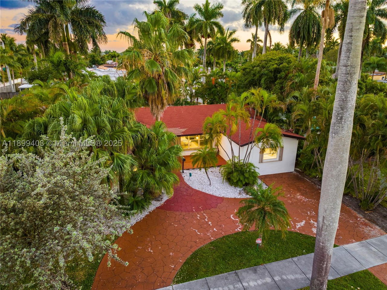 Real estate property located at 1244 Garfield St, Broward, Country Club Homes, Hollywood, FL