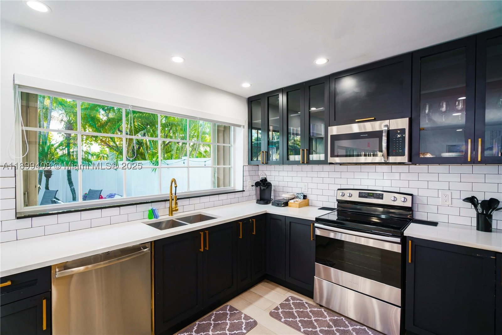Real estate property located at 1244 Garfield St, Broward, Country Club Homes, Hollywood, FL
