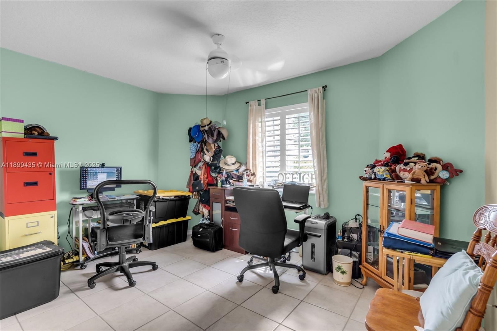 Real estate property located at 7967 186th Ter, Miami-dade, Saminik Sub, Hialeah, FL