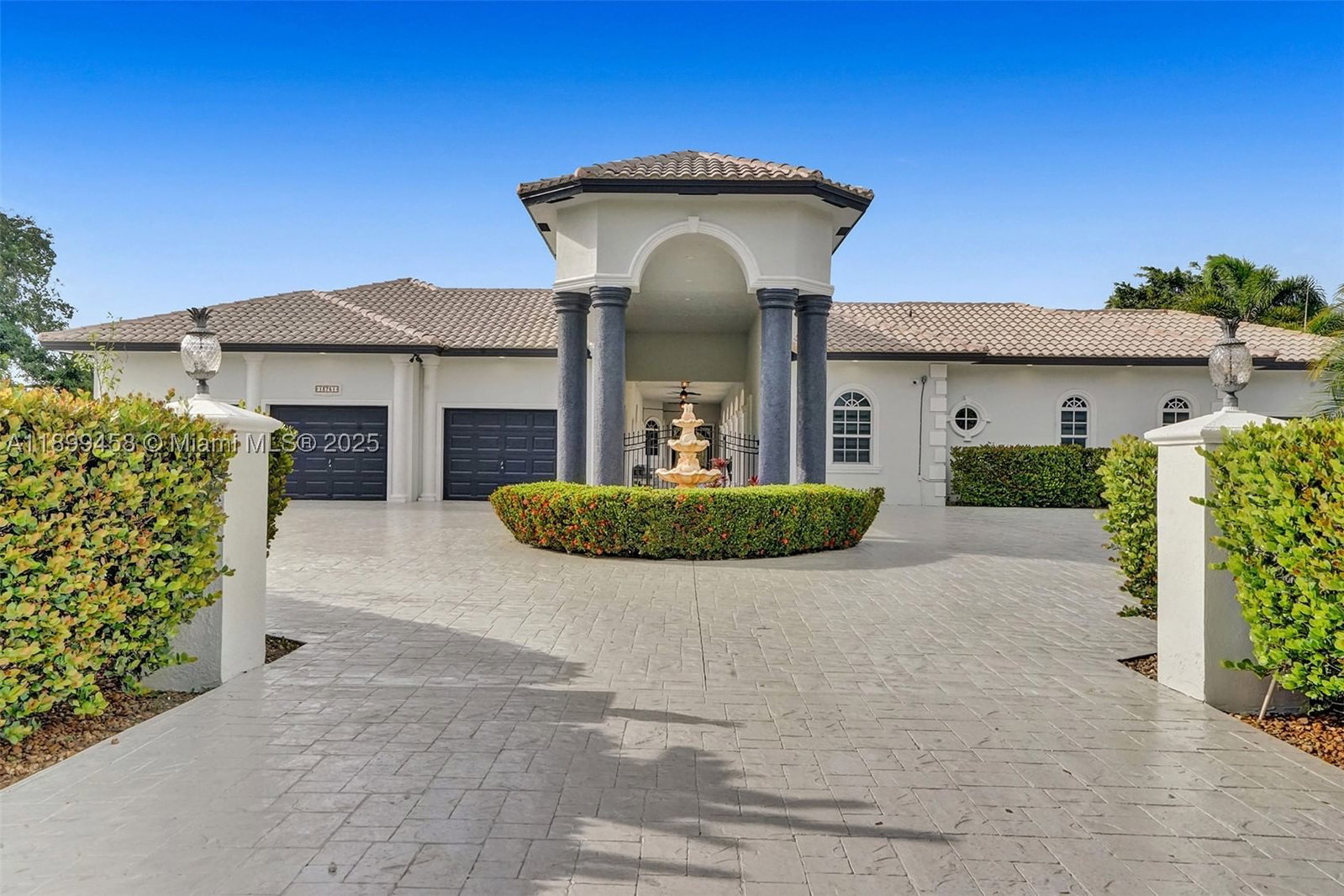 Real estate property located at 13751 Pine Meadow Ct, Broward, Pine Meadow Estates, Davie, FL