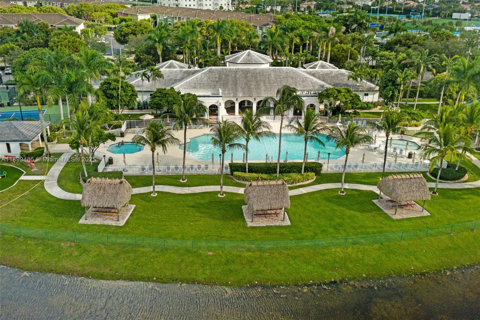 Real estate property located at 11470 79th Ln, Miami-dade, Doral Isles North Sec Two, Doral, FL