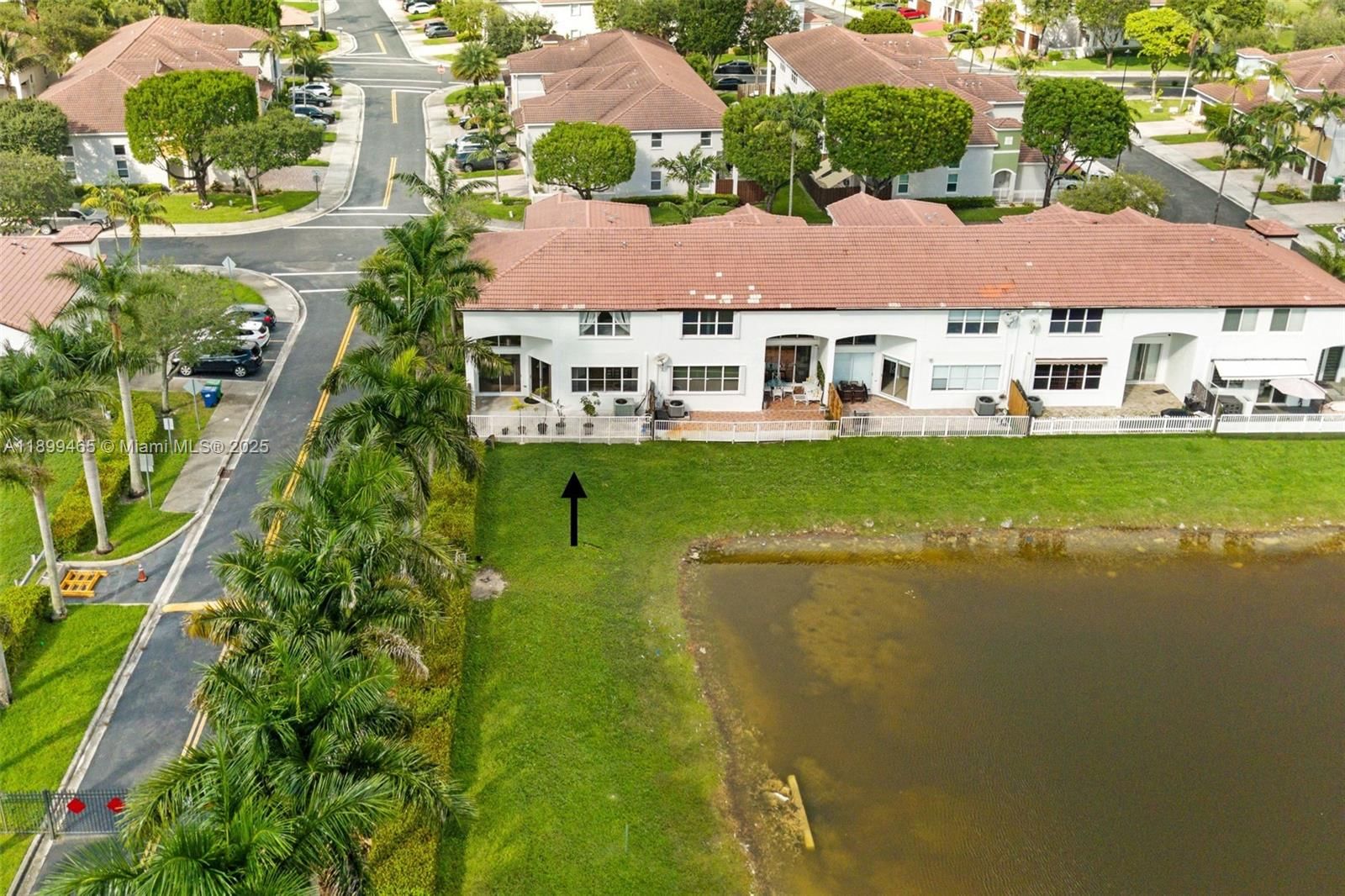 Real estate property located at 11470 79th Ln, Miami-dade, Doral Isles North Sec Two, Doral, FL