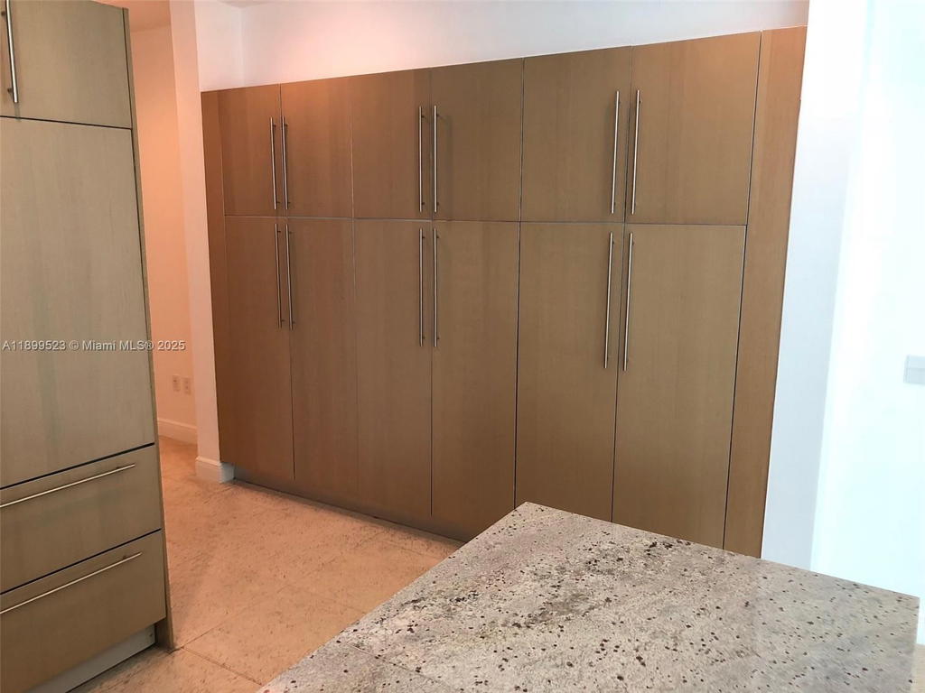 Real estate property located at 900 Brickell Key Blvd #2205, Miami-dade, Asia Condo, Miami, FL