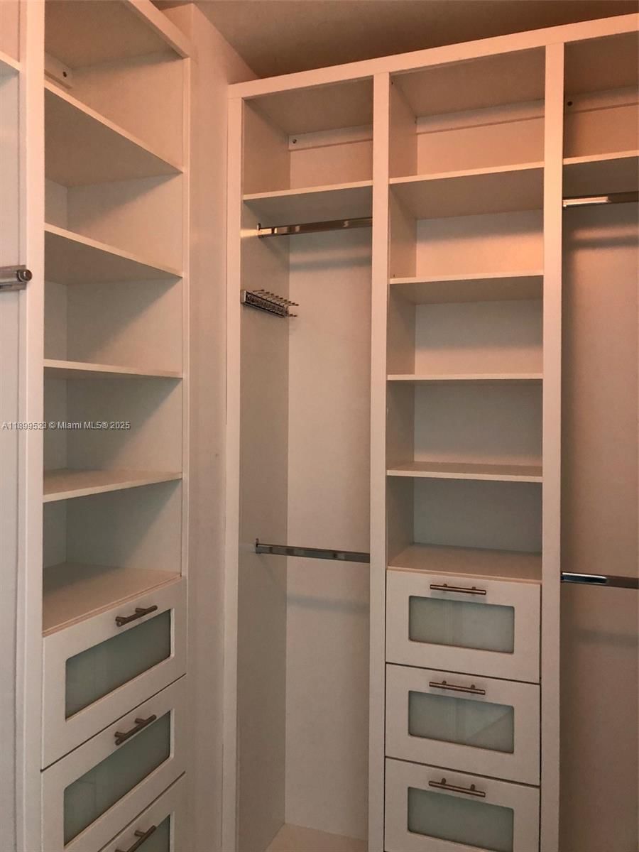 Real estate property located at 900 Brickell Key Blvd #2205, Miami-dade, Asia Condo, Miami, FL