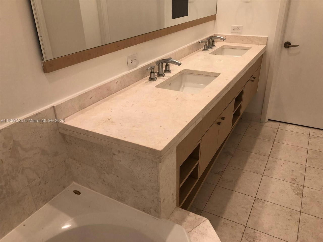 Real estate property located at 900 Brickell Key Blvd #2205, Miami-dade, Asia Condo, Miami, FL