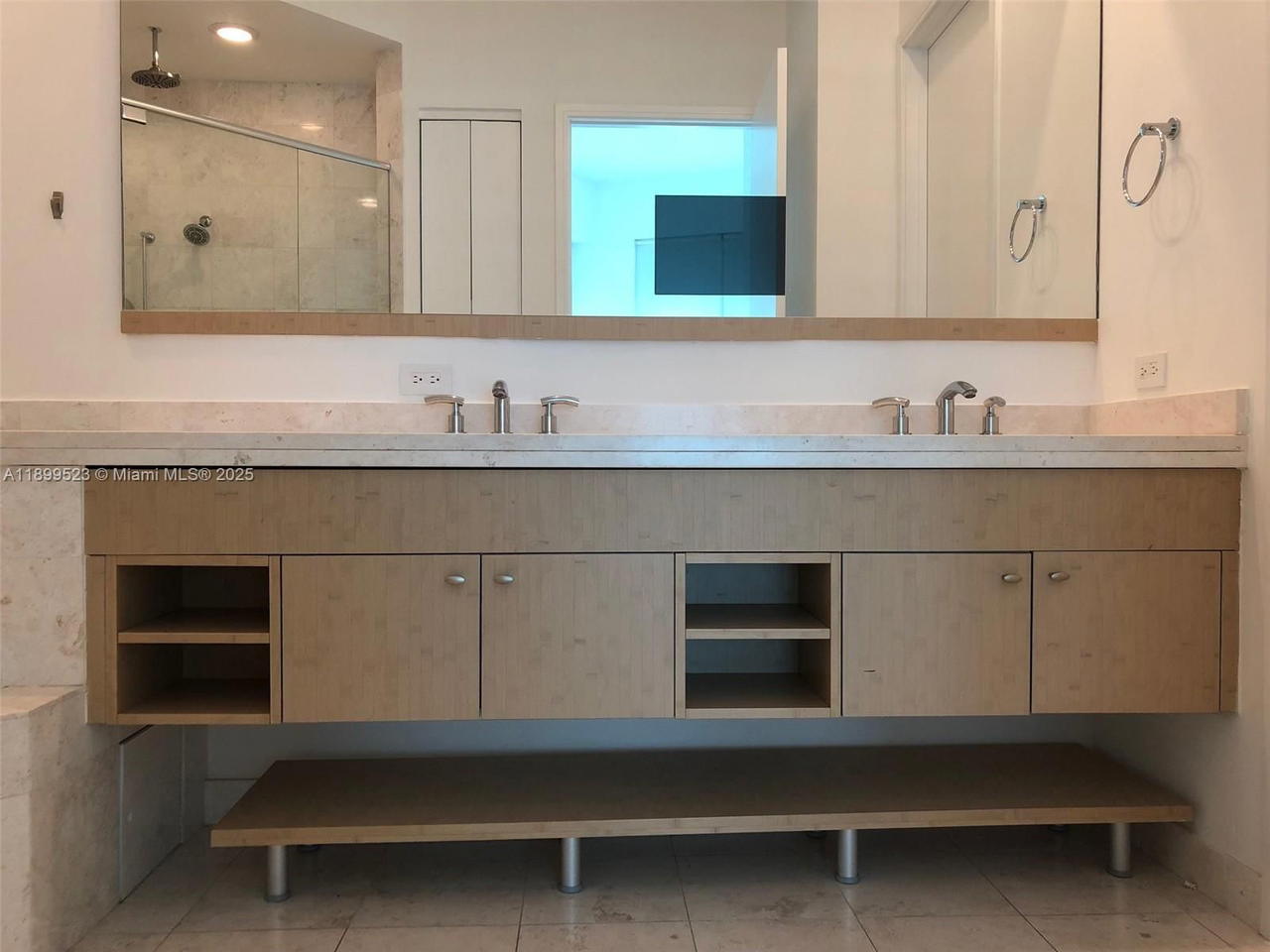 Real estate property located at 900 Brickell Key Blvd #2205, Miami-dade, Asia Condo, Miami, FL