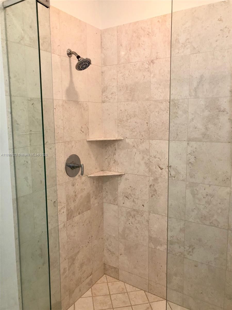 Real estate property located at 900 Brickell Key Blvd #2205, Miami-dade, Asia Condo, Miami, FL