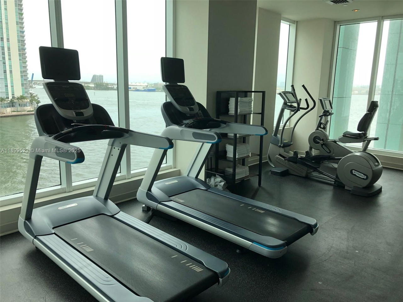Real estate property located at 900 Brickell Key Blvd #2205, Miami-dade, Asia Condo, Miami, FL