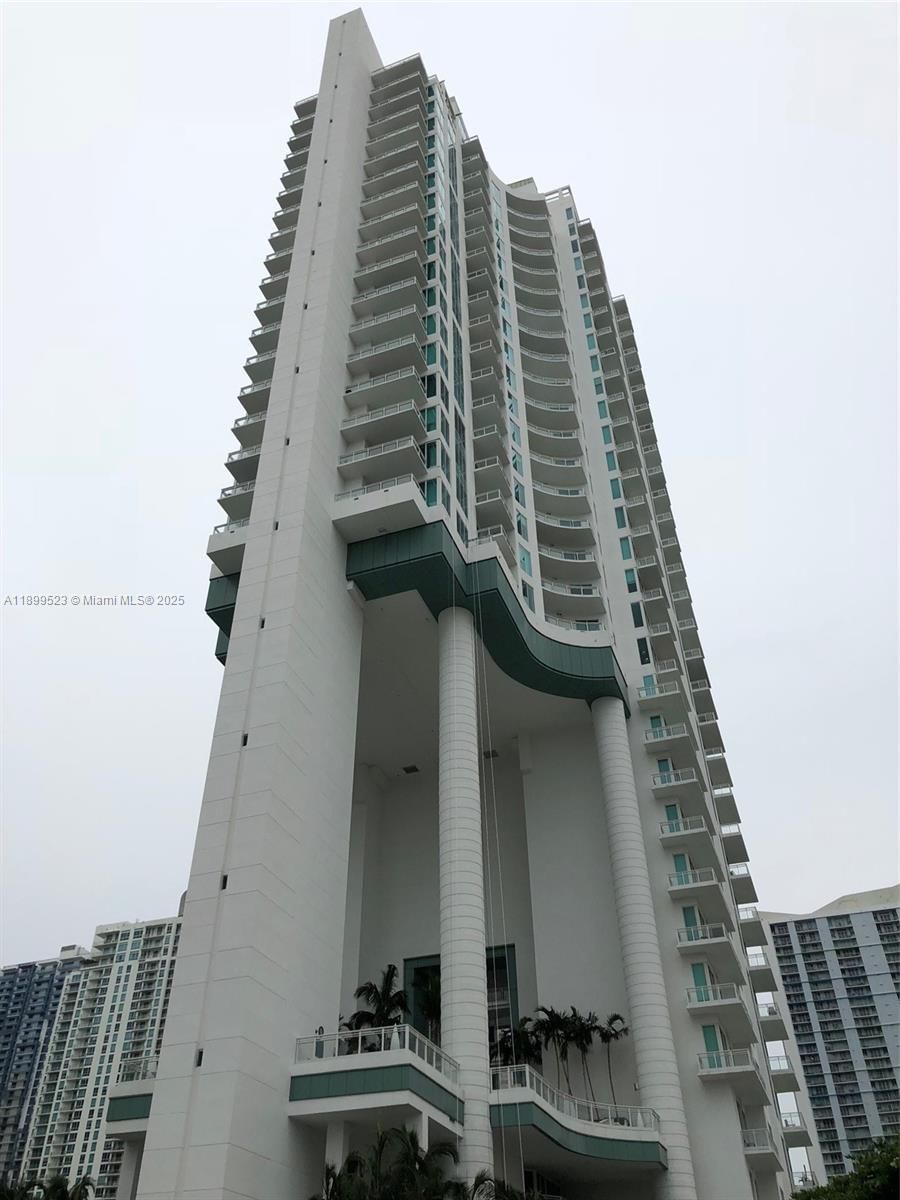 Real estate property located at 900 Brickell Key Blvd #2205, Miami-dade, Asia Condo, Miami, FL