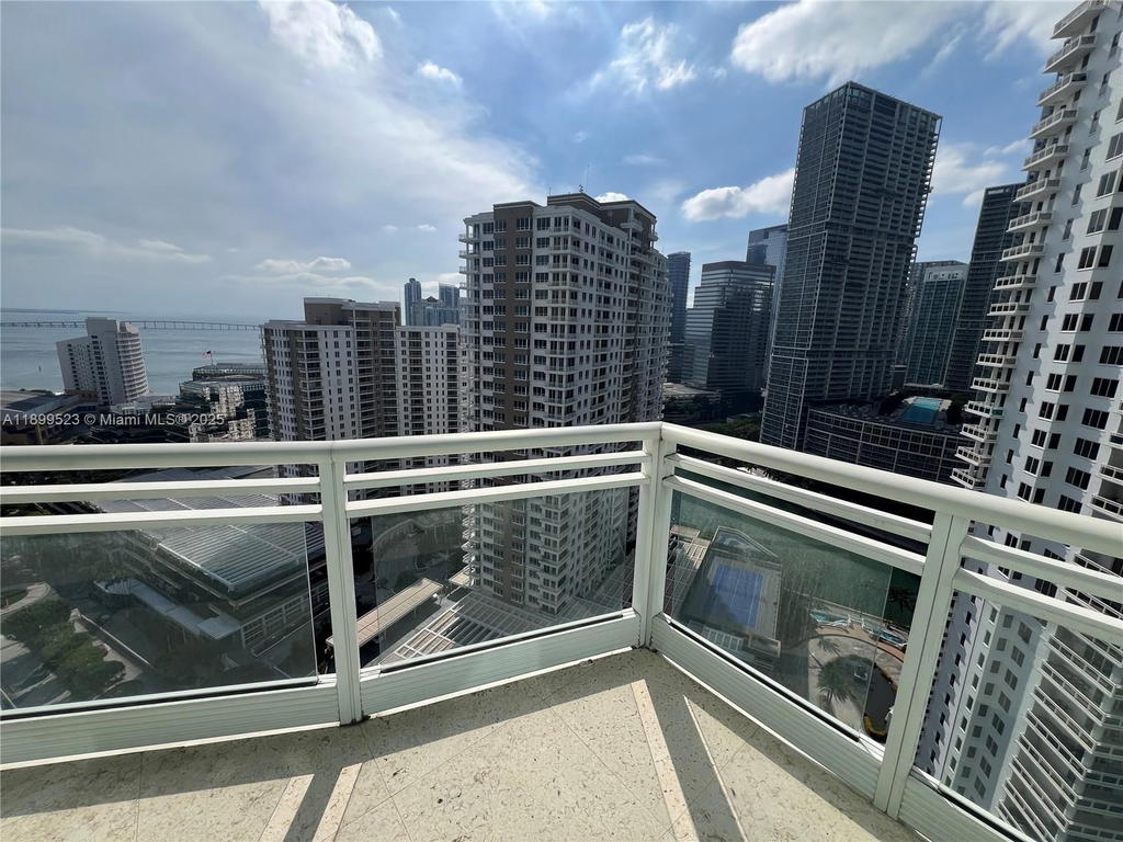 Real estate property located at 900 Brickell Key Blvd #2205, Miami-dade, Asia Condo, Miami, FL