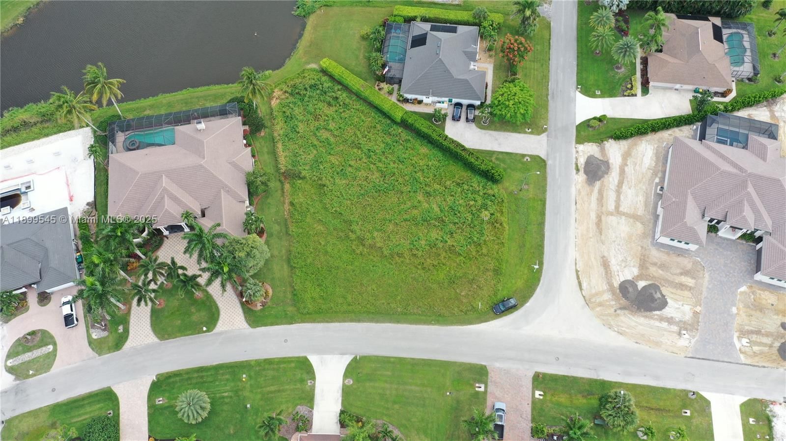 Real estate property located at 18018 Royal Hammock Blvd, Collier, Royal Palm Golf Estates, Naples, FL