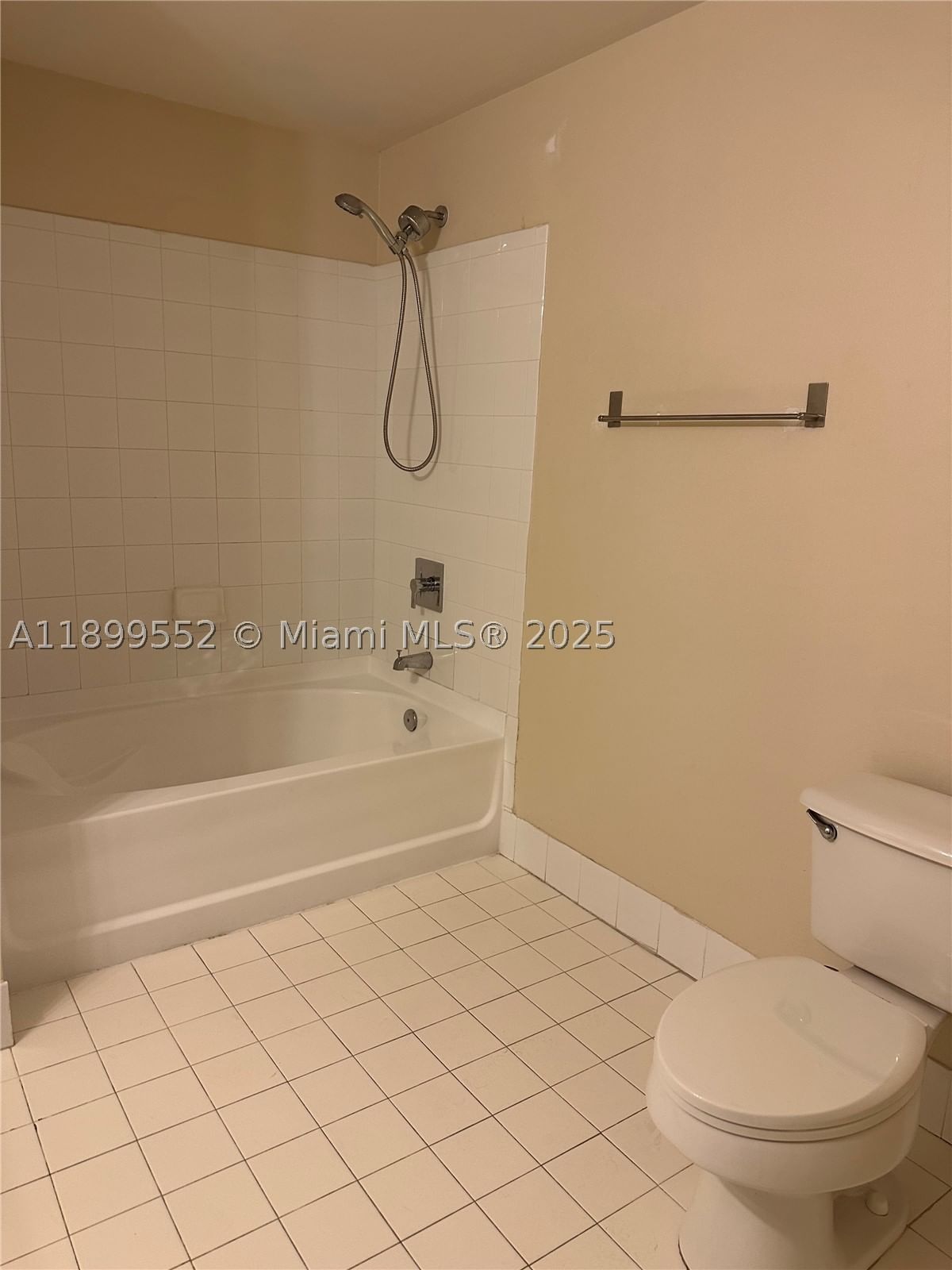 Real estate property located at 5840 Sample Rd #306, Broward, El-ad Poinciana Condo, Coral Springs, FL
