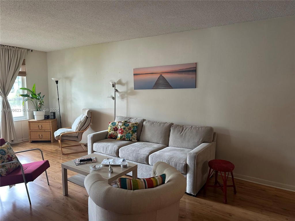 Real estate property located at 1101 58th Ter #108, Broward, Water Bridge 1 Condo, Sunrise, FL