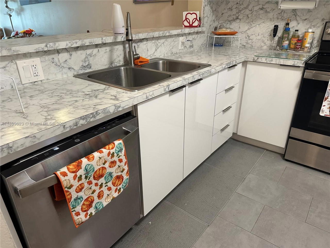 Real estate property located at 1101 58th Ter #108, Broward, Water Bridge 1 Condo, Sunrise, FL