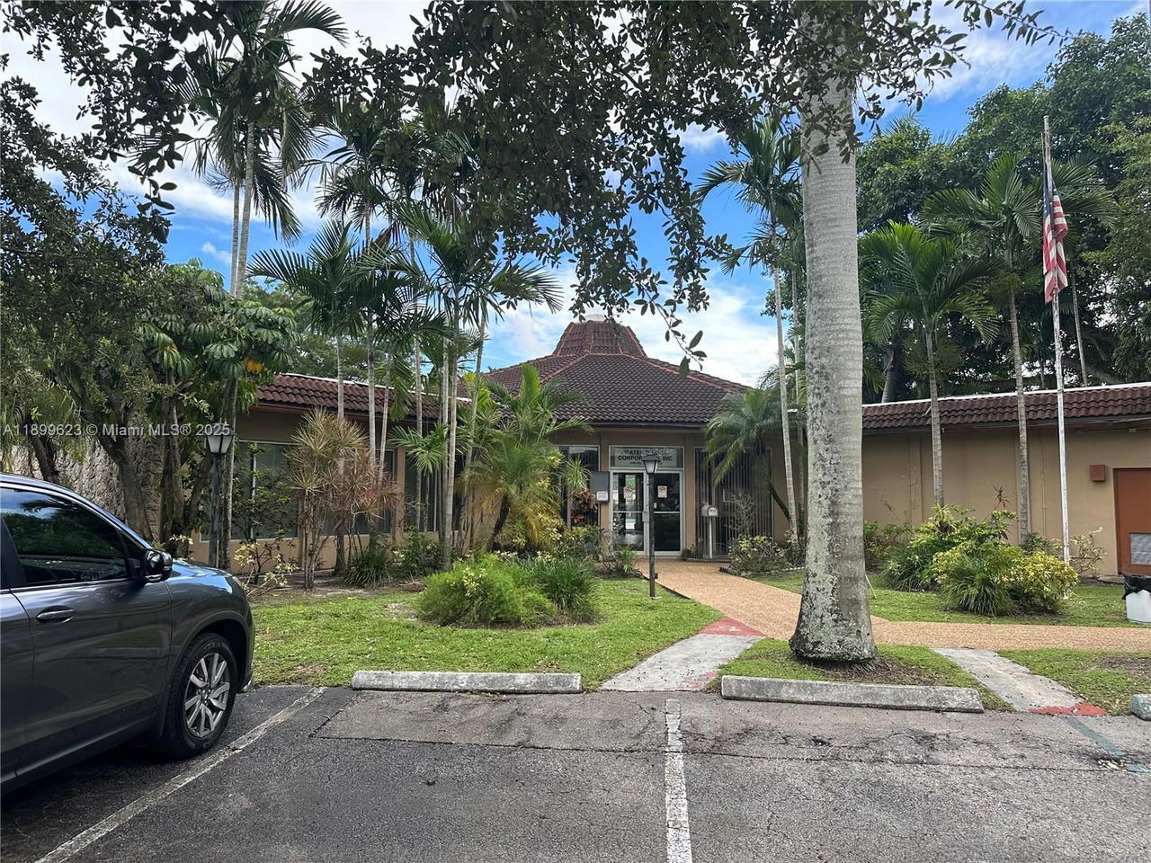 Real estate property located at 1101 58th Ter #108, Broward, Water Bridge 1 Condo, Sunrise, FL