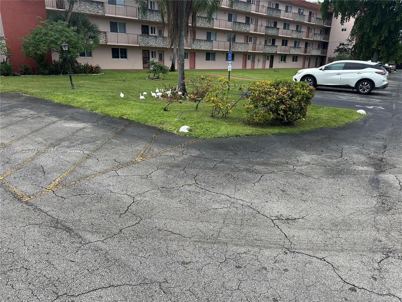 Real estate property located at 1101 58th Ter #108, Broward, Water Bridge 1 Condo, Sunrise, FL