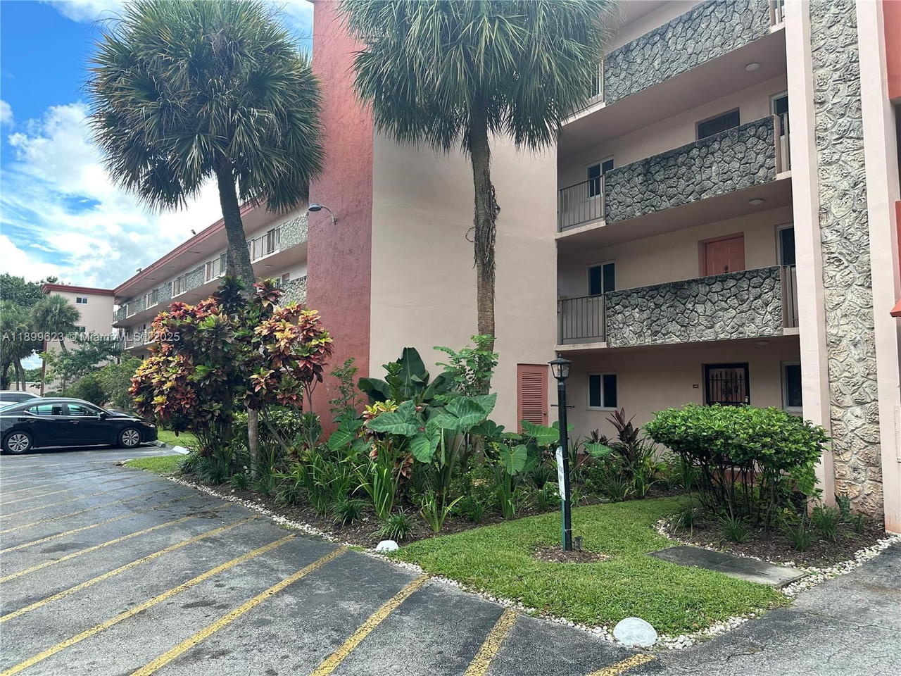 Real estate property located at 1101 58th Ter #108, Broward, Water Bridge 1 Condo, Sunrise, FL