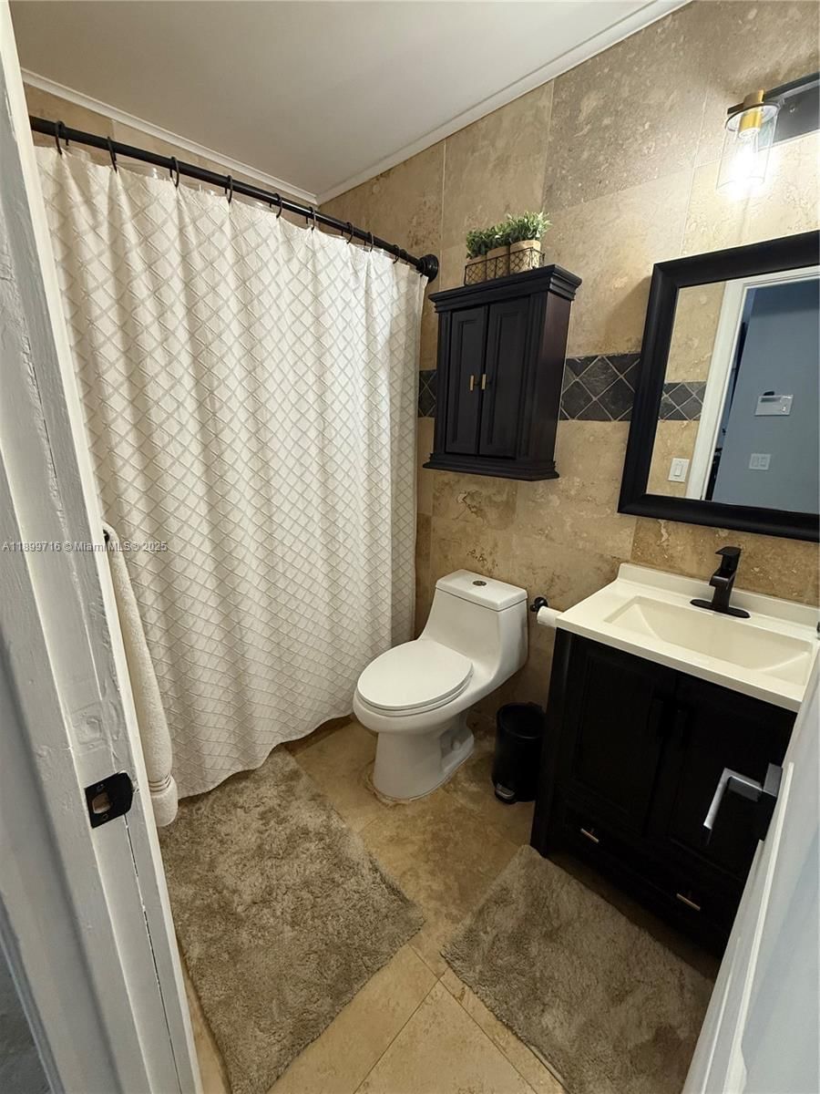 Real estate property located at 11411 37th Pl, Broward, Sunrise Golf Vlg Sec 24, Sunrise, FL