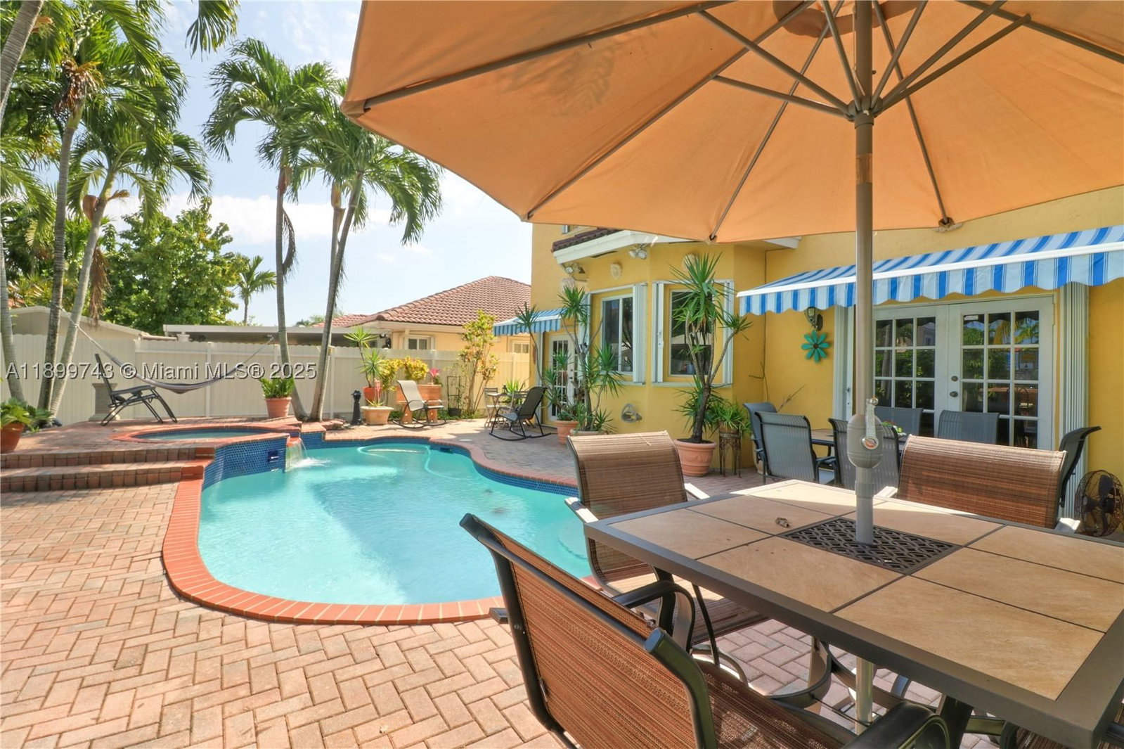 Real estate property located at 15217 36th Ter, Miami-dade, Capri Homes, Miami, FL