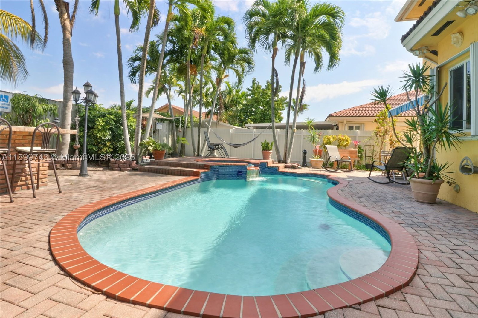 Real estate property located at 15217 36th Ter, Miami-dade, Capri Homes, Miami, FL
